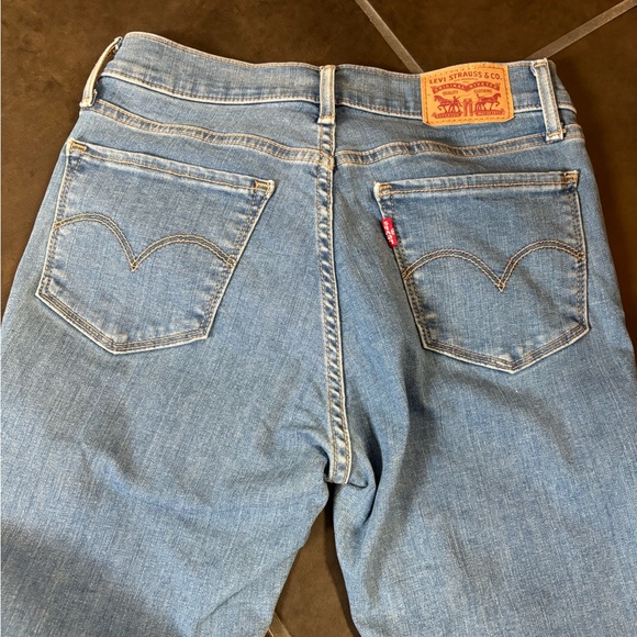 Levi’s 710 Super Skinny Jeans - Picture 2 of 3